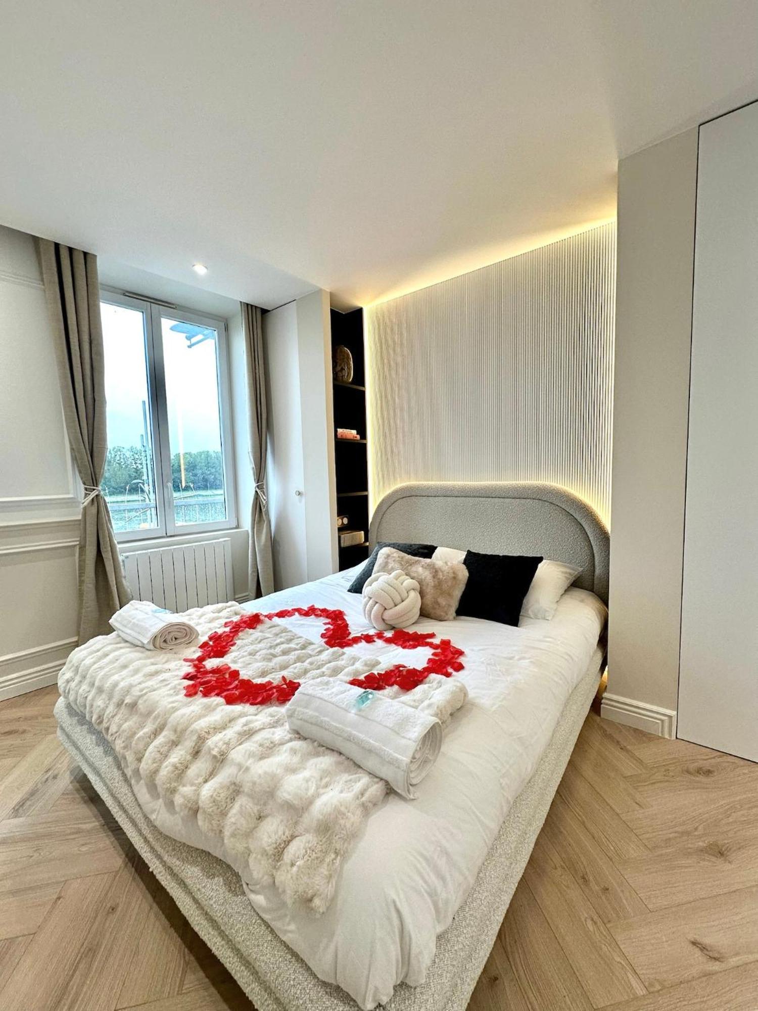 Les Rives De Saone - Balneotherapie Mâcon Extérieur photo